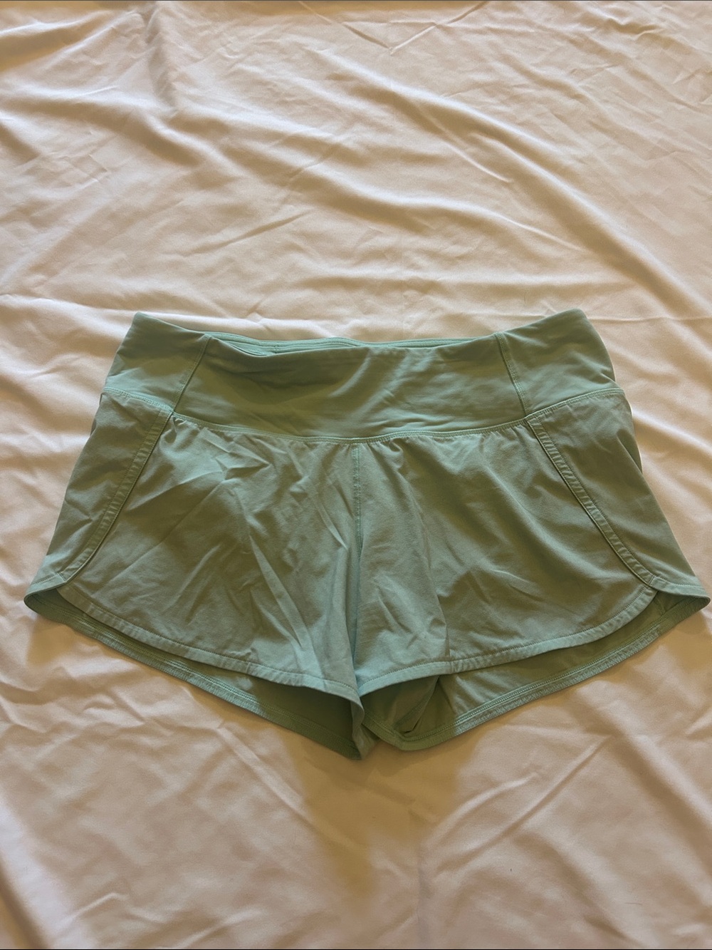 Lululemon Women’s Active Shorts - Mint Green